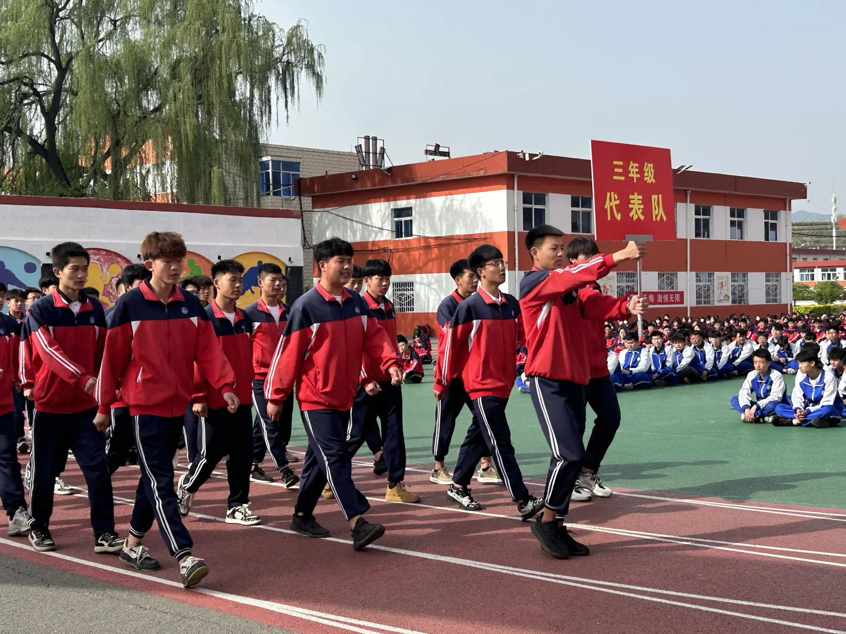 追逐梦想 驰骋赛场