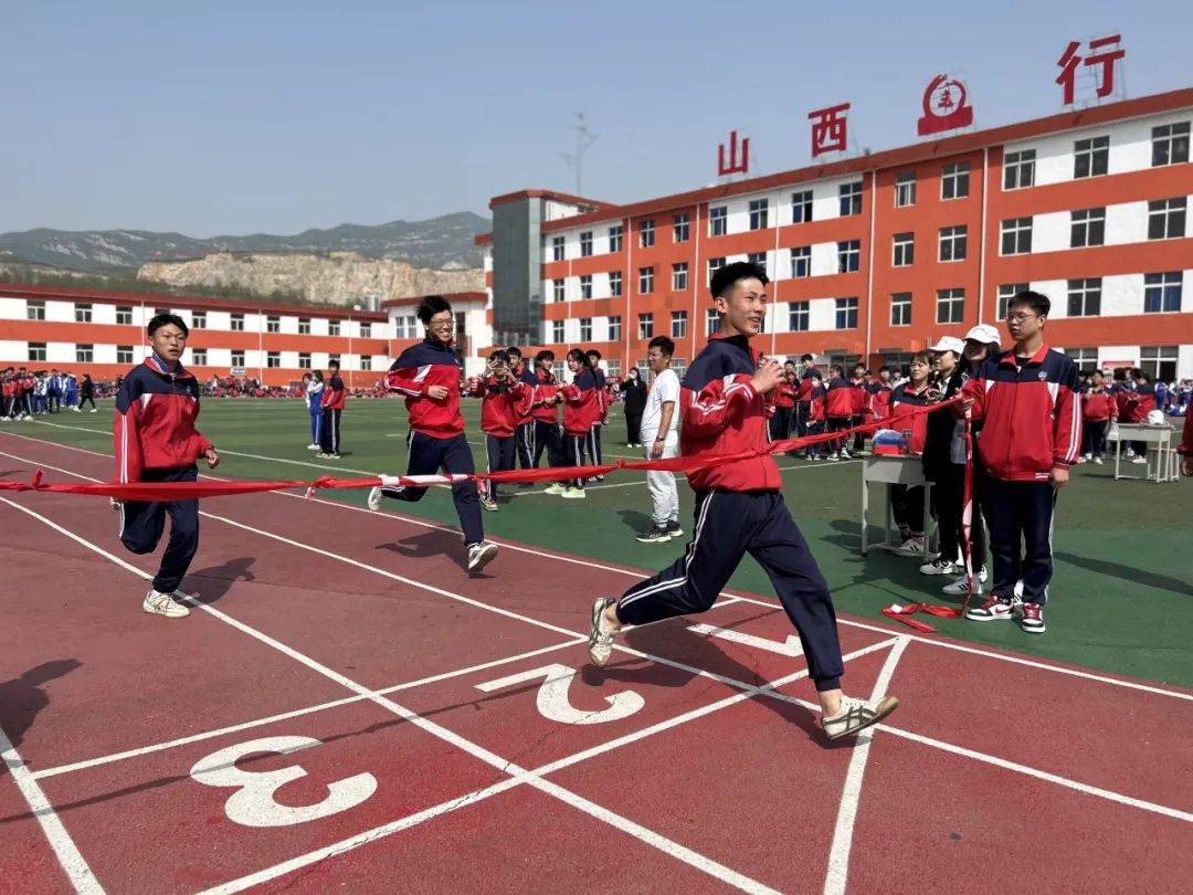 追逐梦想 驰骋赛场