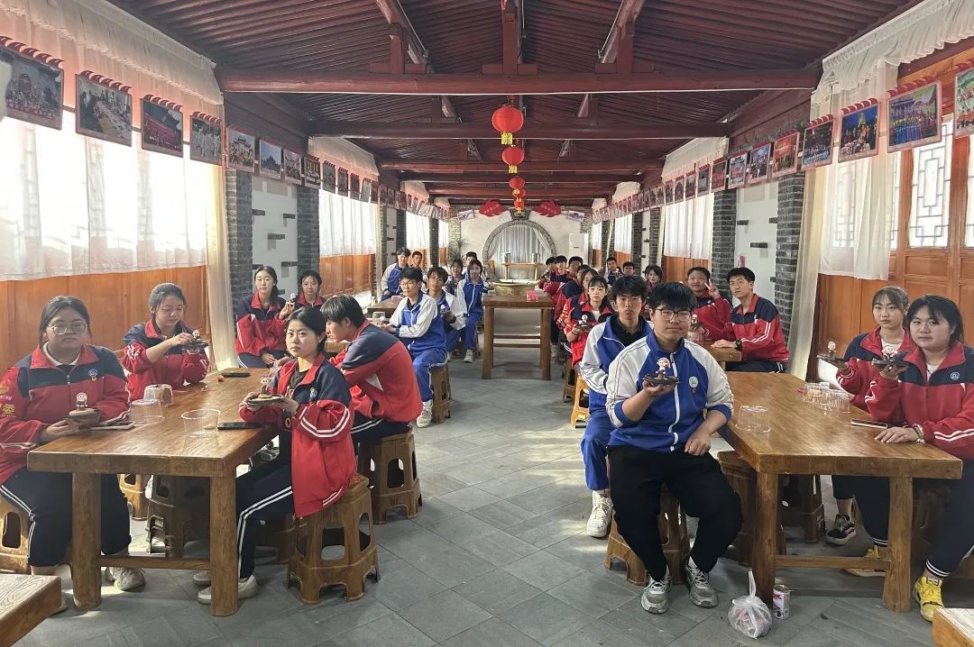 走进中华傅山园